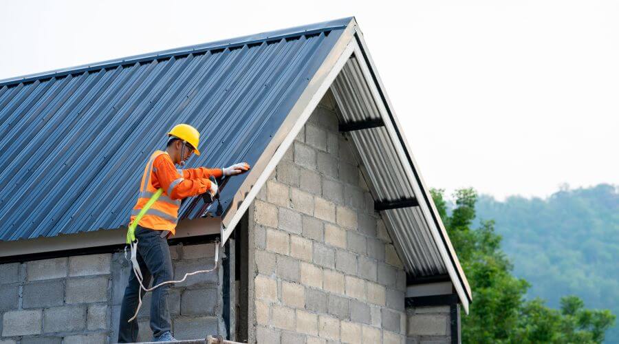 Professional gutter cleaning in Woodcliff Lake, NJ